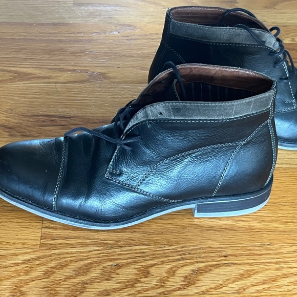 Johnston & Murphy  Men’s J&M 1850 Black Leather Cap Toe Boot - Picture 4 of 7